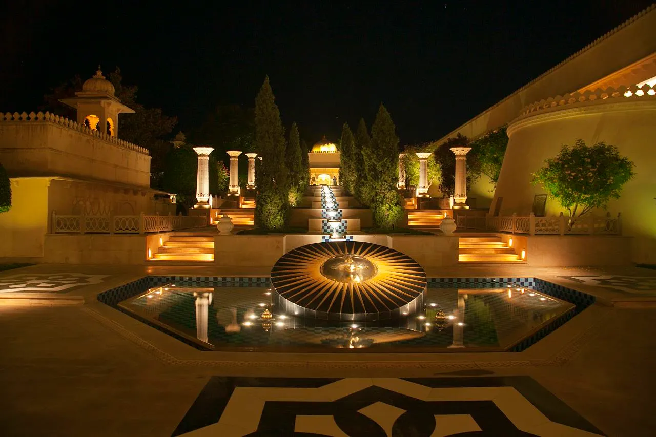 The Oberoi Udaivilas, Udaipur, illuminated at dusk