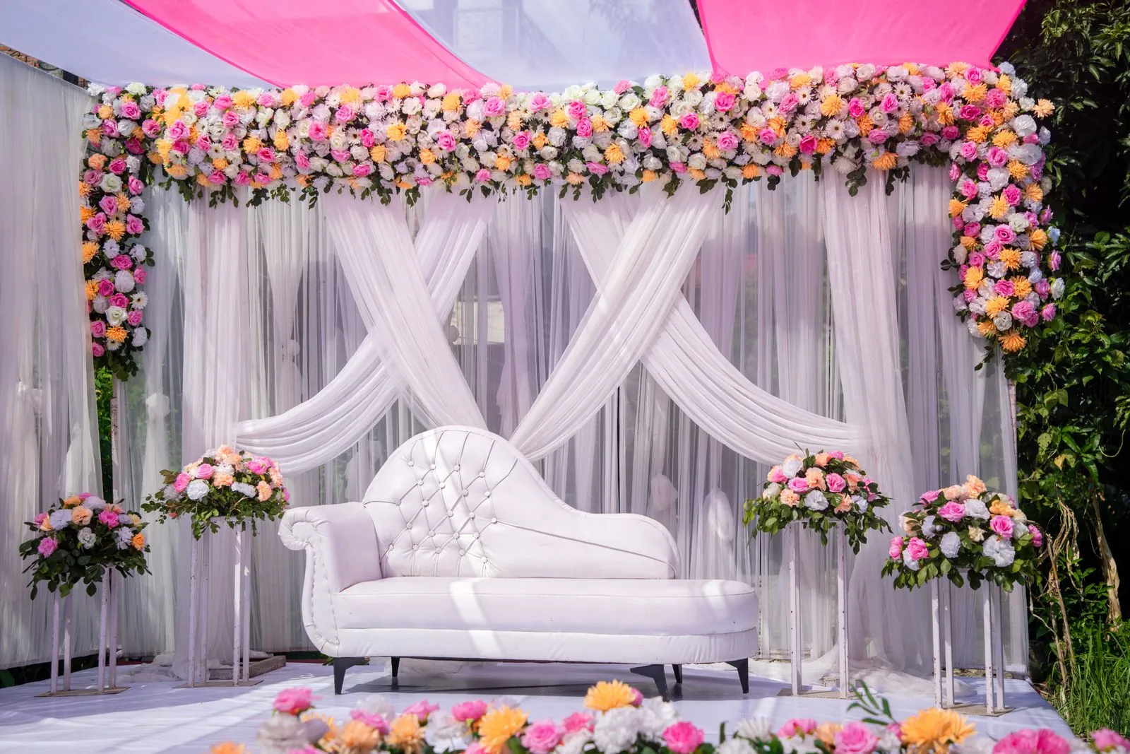 Royal Dinner Setting
